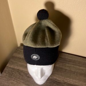 Turtlefur Fleece Pompom Beanie Green/Black OSFM